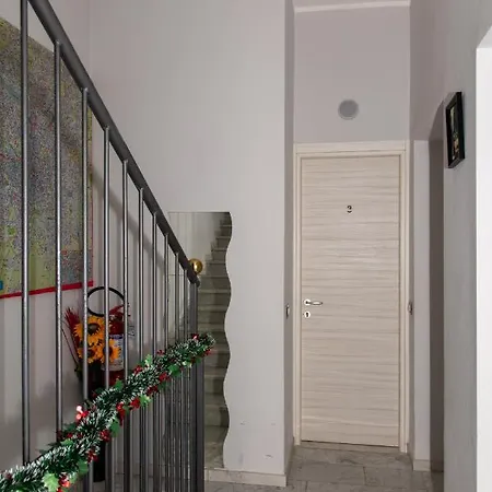 Gioia Affittacamere 2*