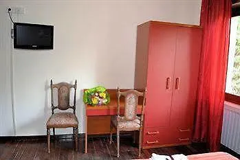 Gioia Penzion Milán